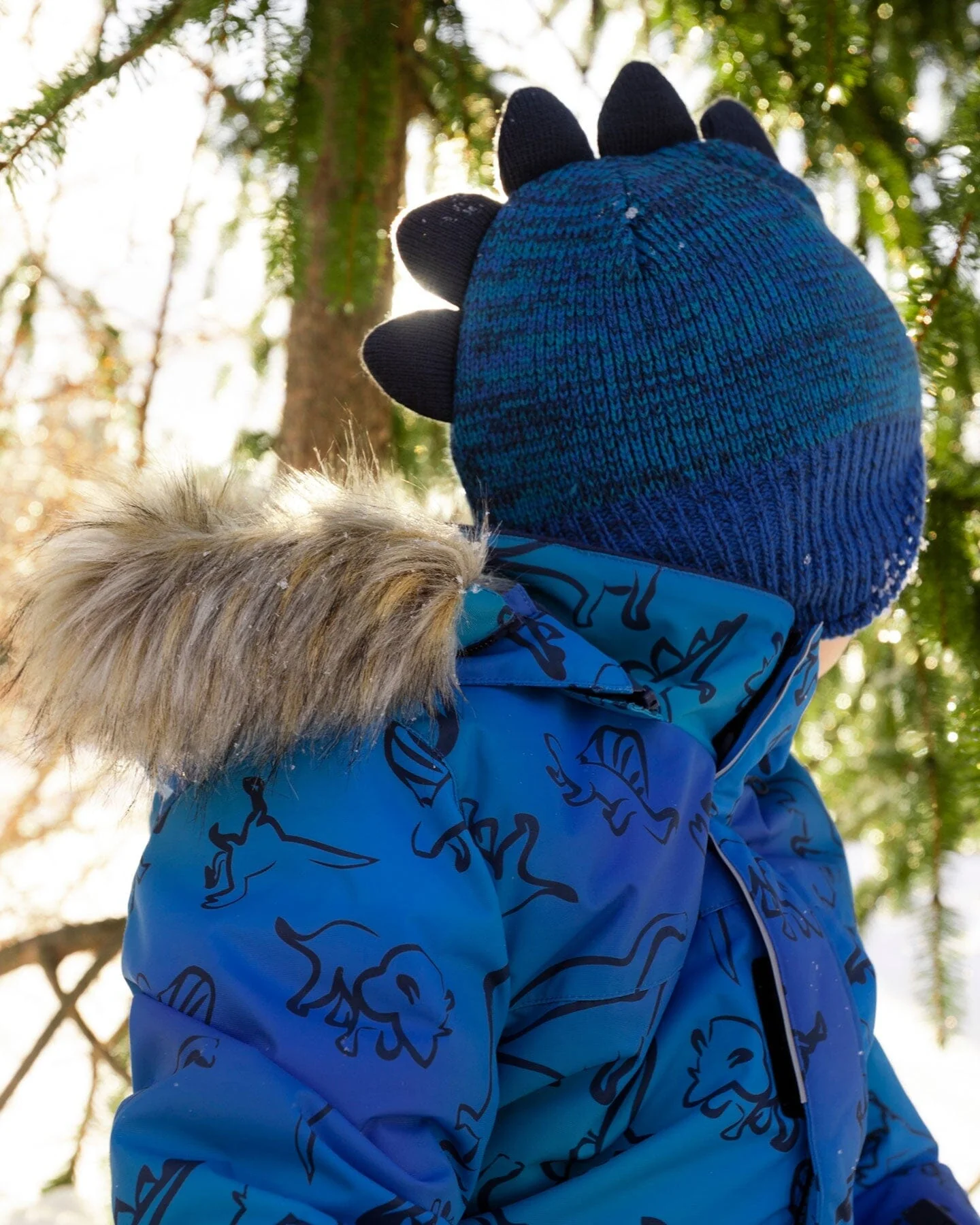 Lined Dino Peruvian Knit Winter Hat With Pompom Blue - Image 2