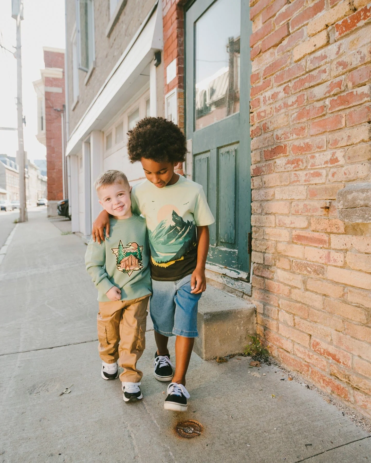 Organic Cotton Jersey T-Shirt With Mountain Print Sage - Image 2