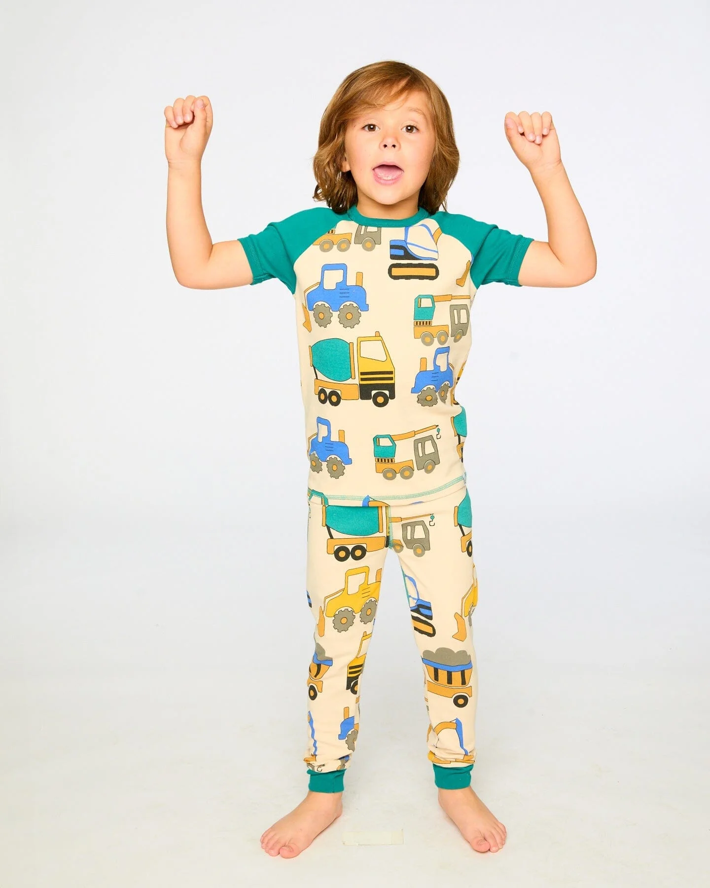 Organic Cotton Two-Piece Pyjama Set Beige Truck Print - Image 2