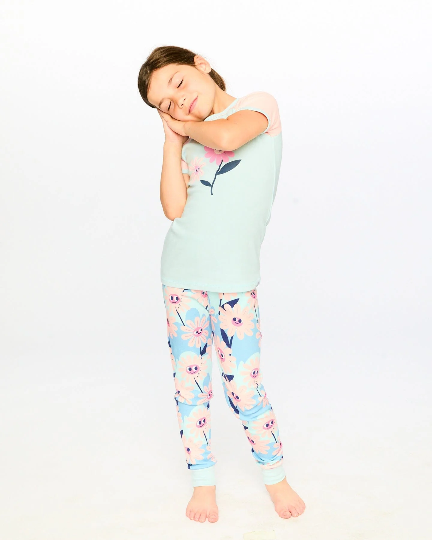 Organic Cotton Two-Piece Pyjama Set Blue Smiling Flower Print - Image 2