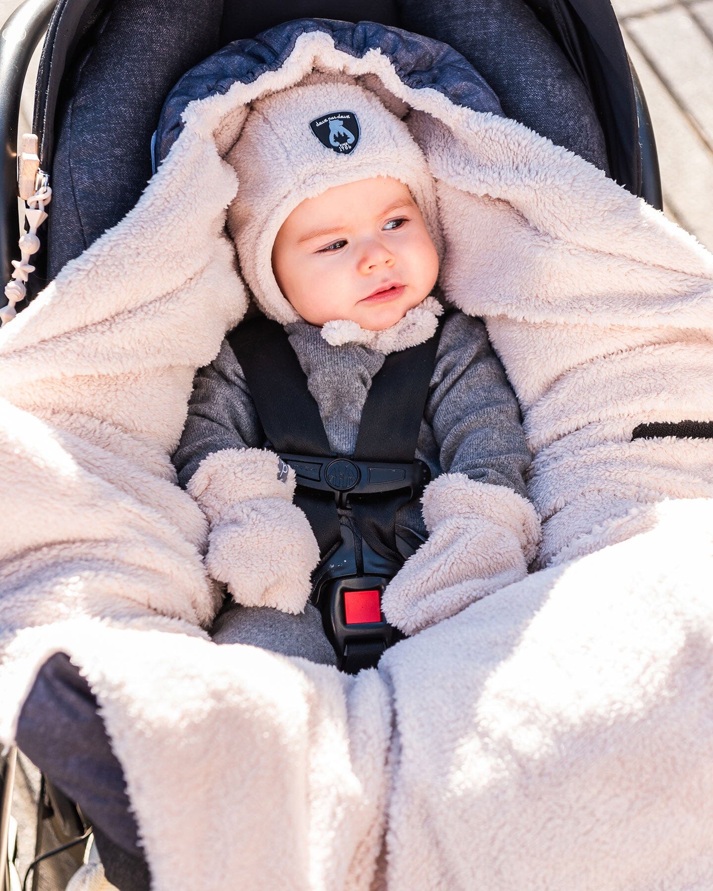 Snuggly Wrap Black For Car Seat And Stroller - Image 7